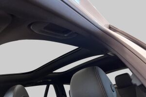 Mercedes-Benz E esikatselu 23