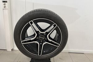 Mercedes-Benz E esikatselu 24