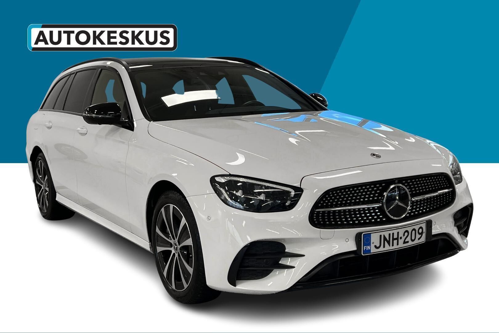 Mercedes-Benz E iso kuva 3