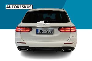 Mercedes-Benz E esikatselu 6