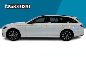 Mercedes-Benz E esikatselu 8