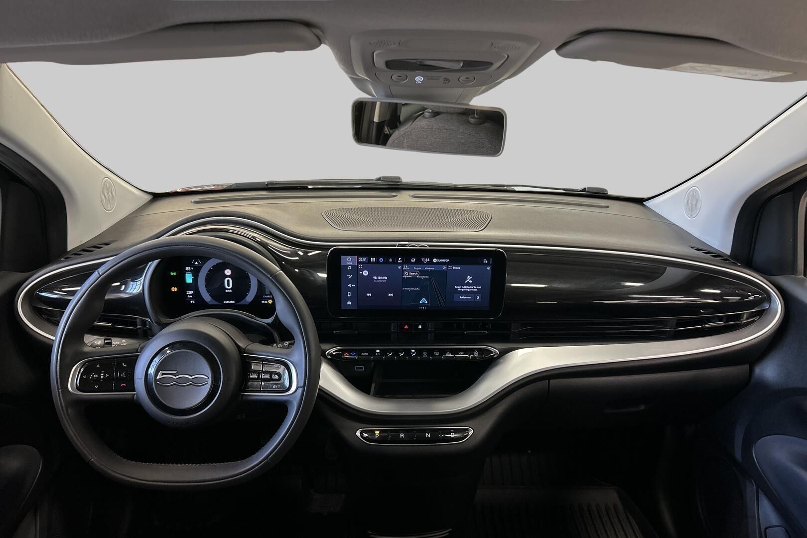 FIAT 500e iso kuva 11