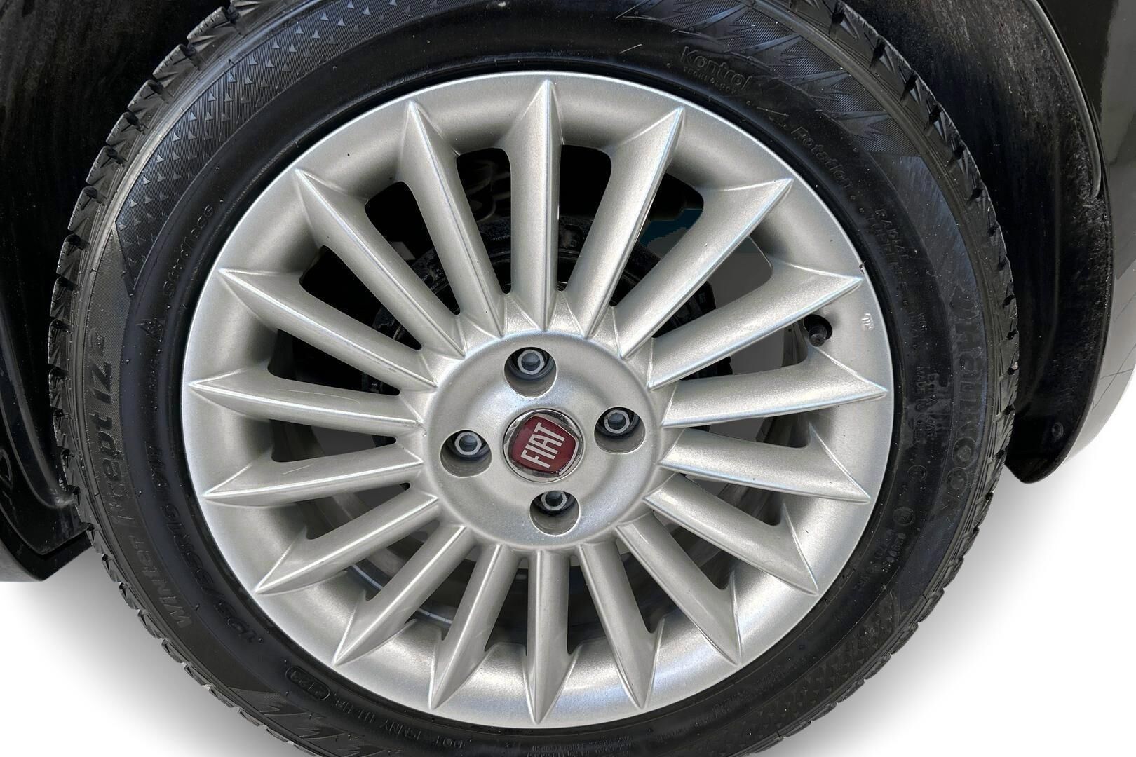 FIAT 500e iso kuva 13