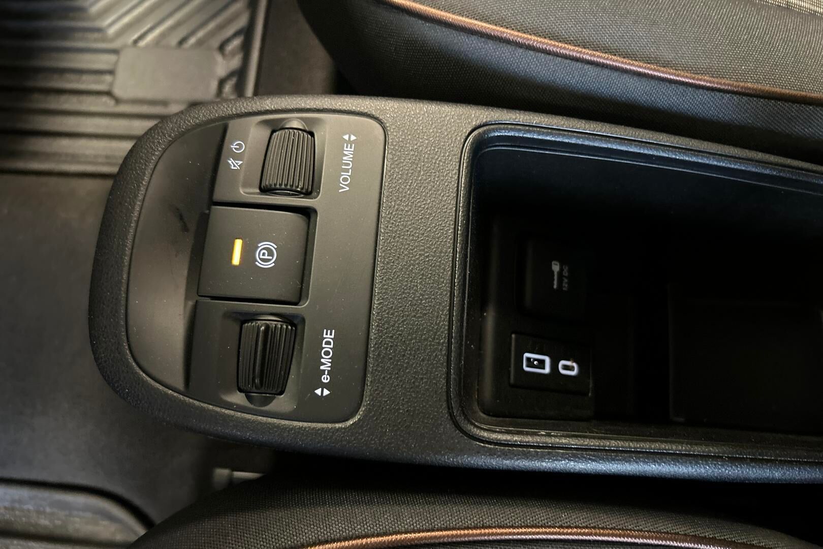 FIAT 500e iso kuva 15