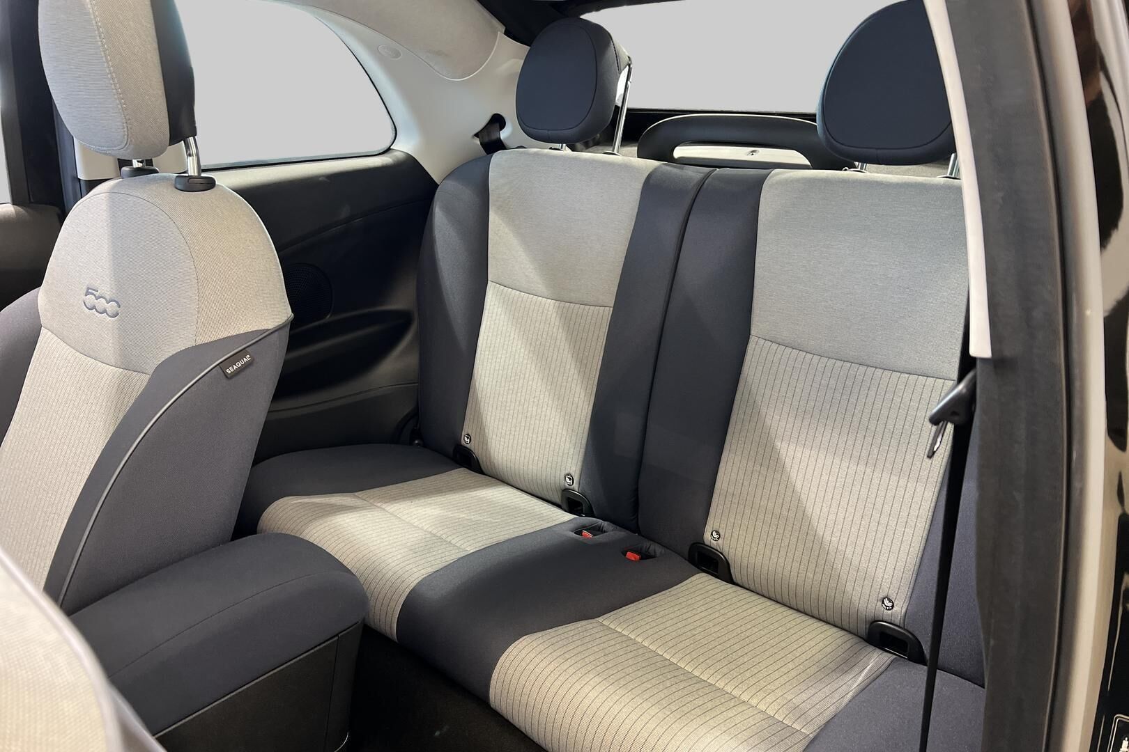 FIAT 500E iso kuva 10