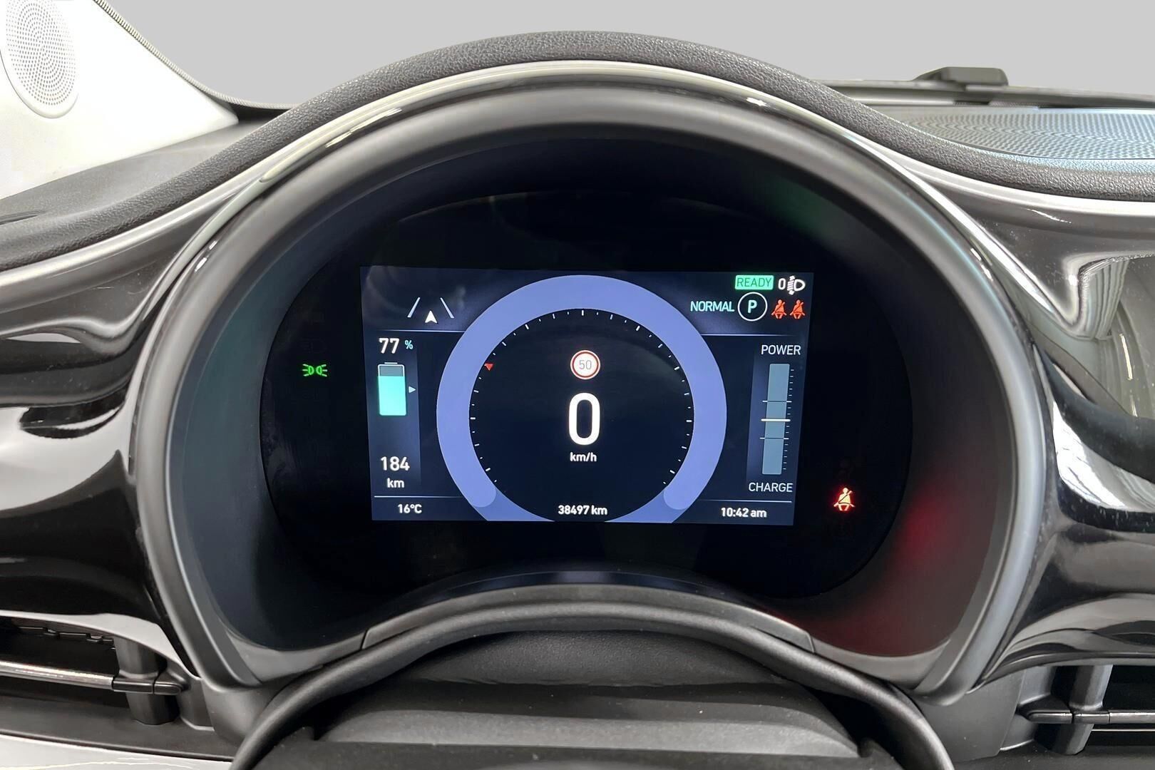 FIAT 500E iso kuva 14