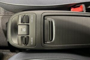 FIAT 500E esikatselu 15