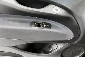 FIAT 500E esikatselu 19