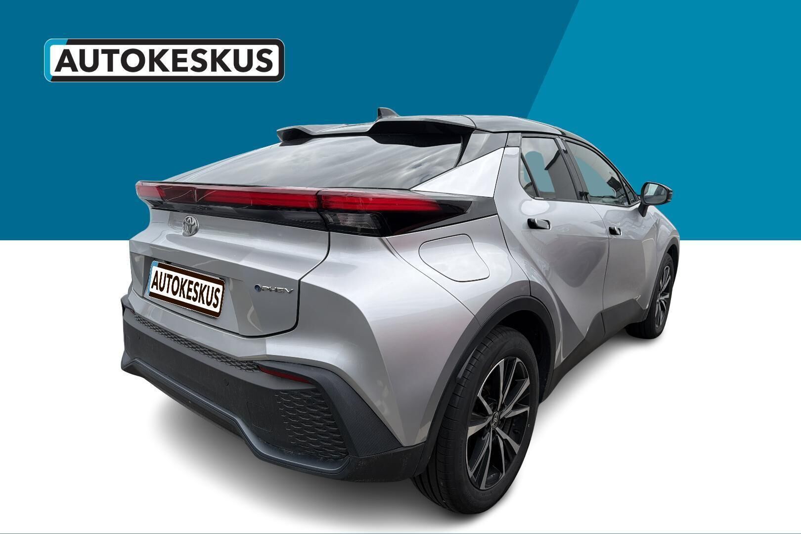 Toyota C-HR iso kuva 3