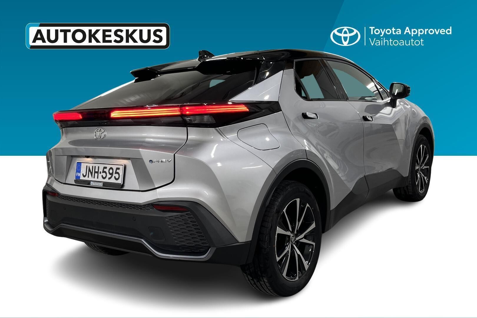 Toyota C-HR iso kuva 4