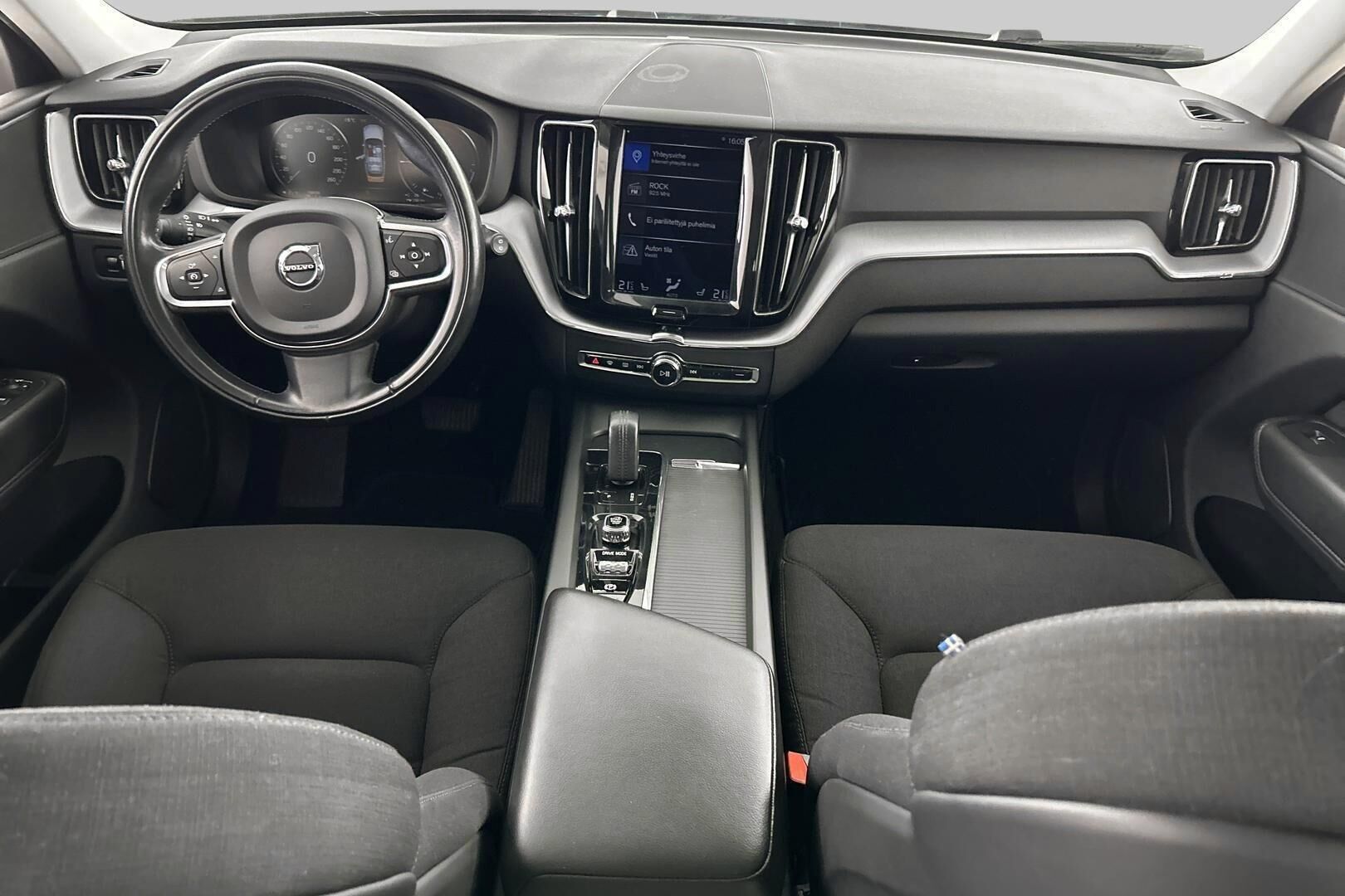Volvo XC60 iso kuva 10