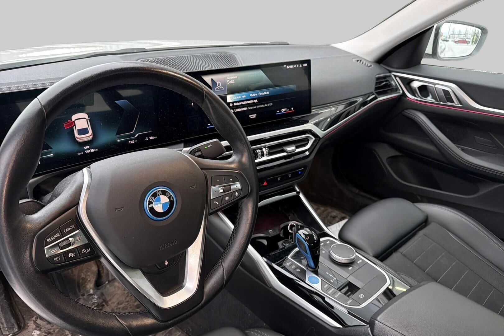 BMW i4 iso kuva 1