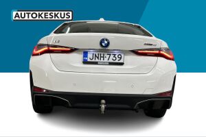 BMW i4 esikatselu 5