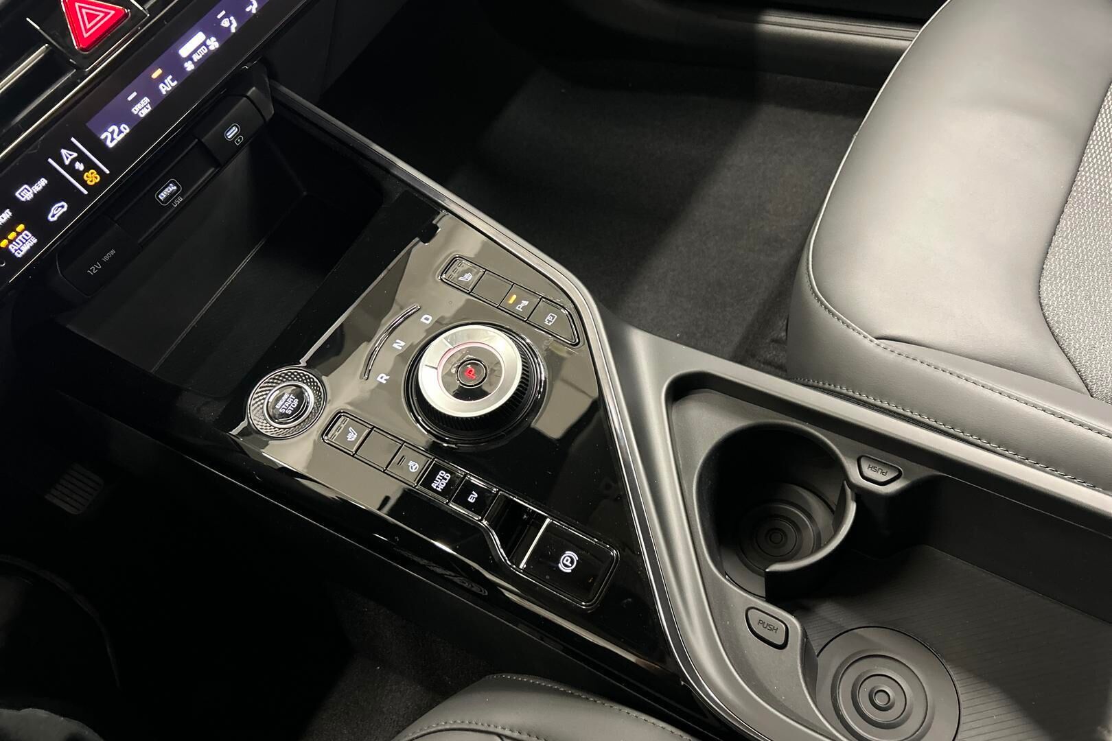 Kia Niro iso kuva 18