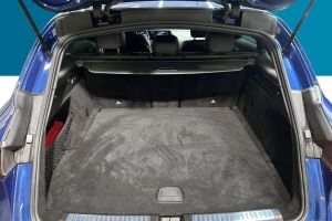 Mercedes-Benz EQC esikatselu 11