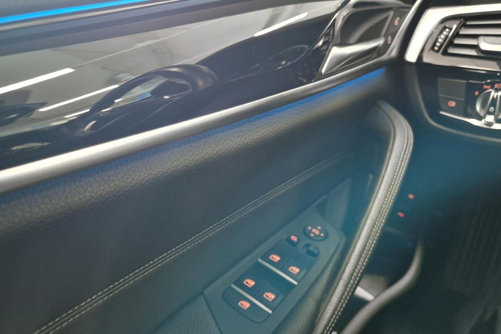 BMW 5-SARJA iso kuva 19