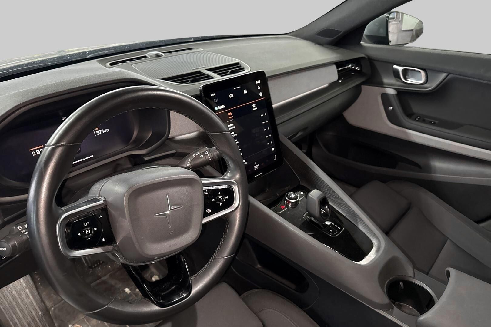 Polestar 2 iso kuva 2