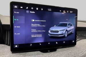 Skoda Superb esikatselu 20
