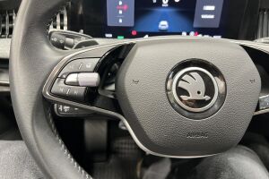 Skoda Superb esikatselu 44
