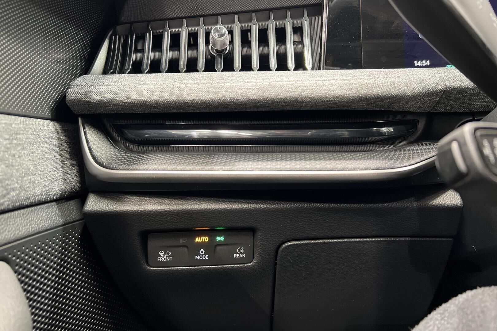 Skoda Superb iso kuva 30