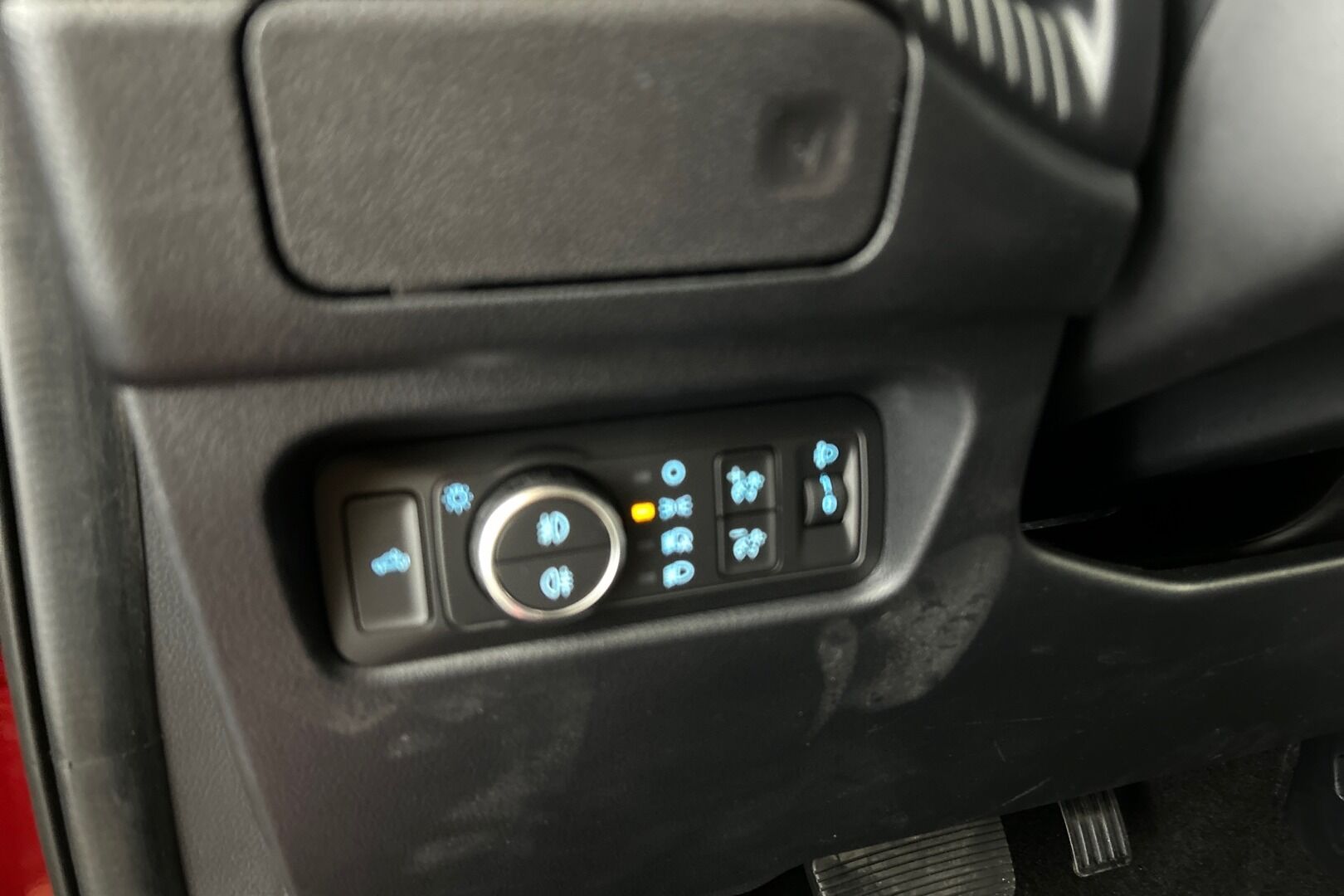 Ford Ranger iso kuva 23
