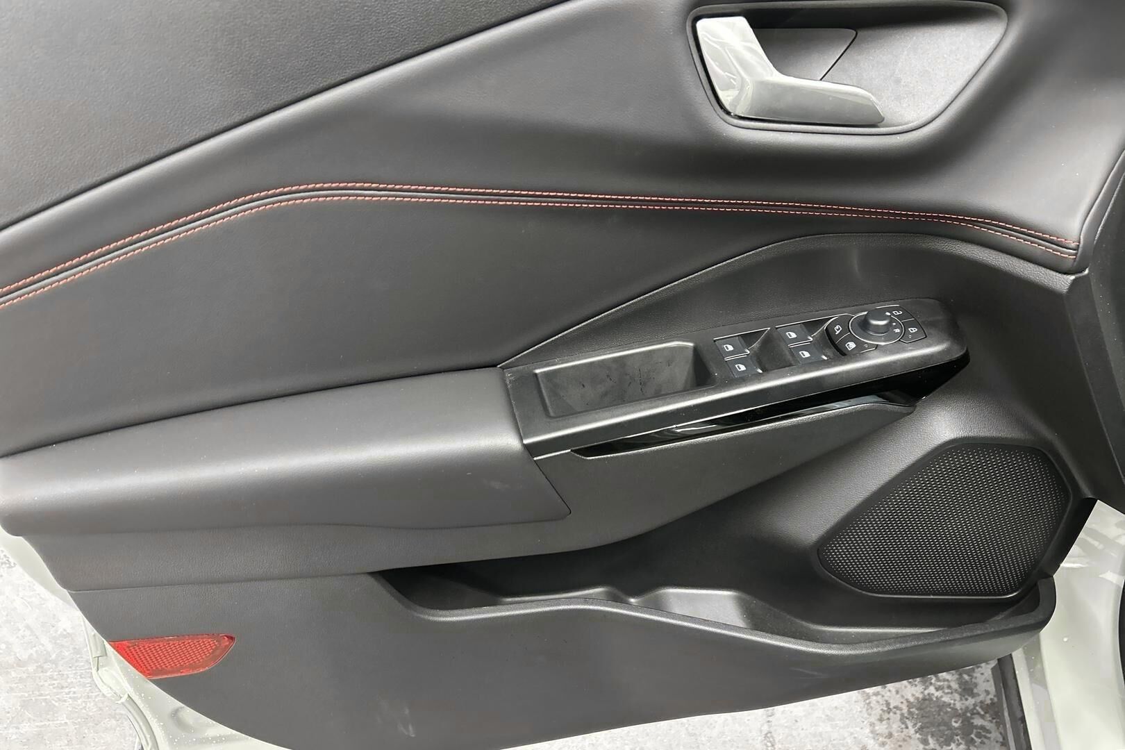 Ford Puma iso kuva 13