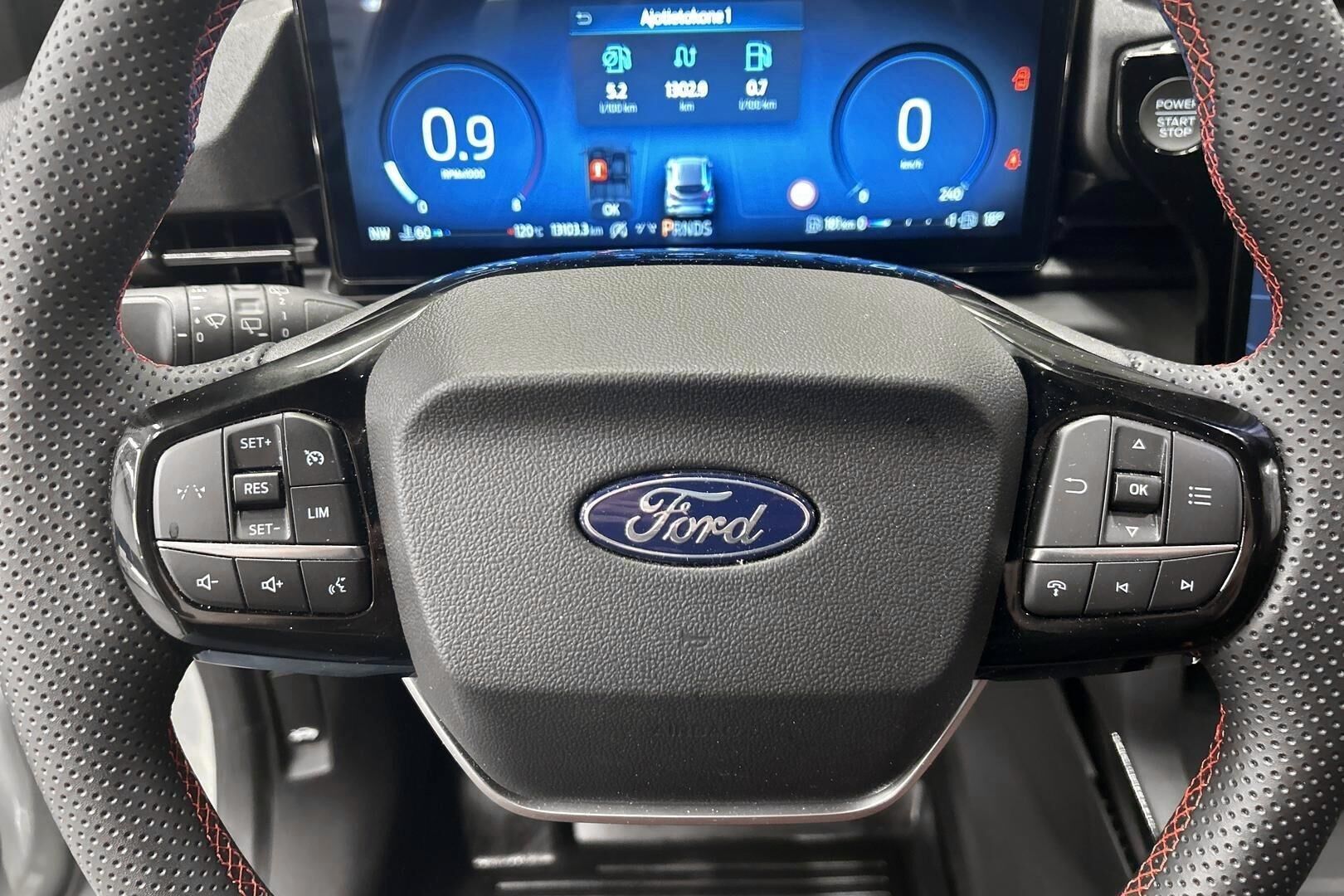 Ford Puma iso kuva 18