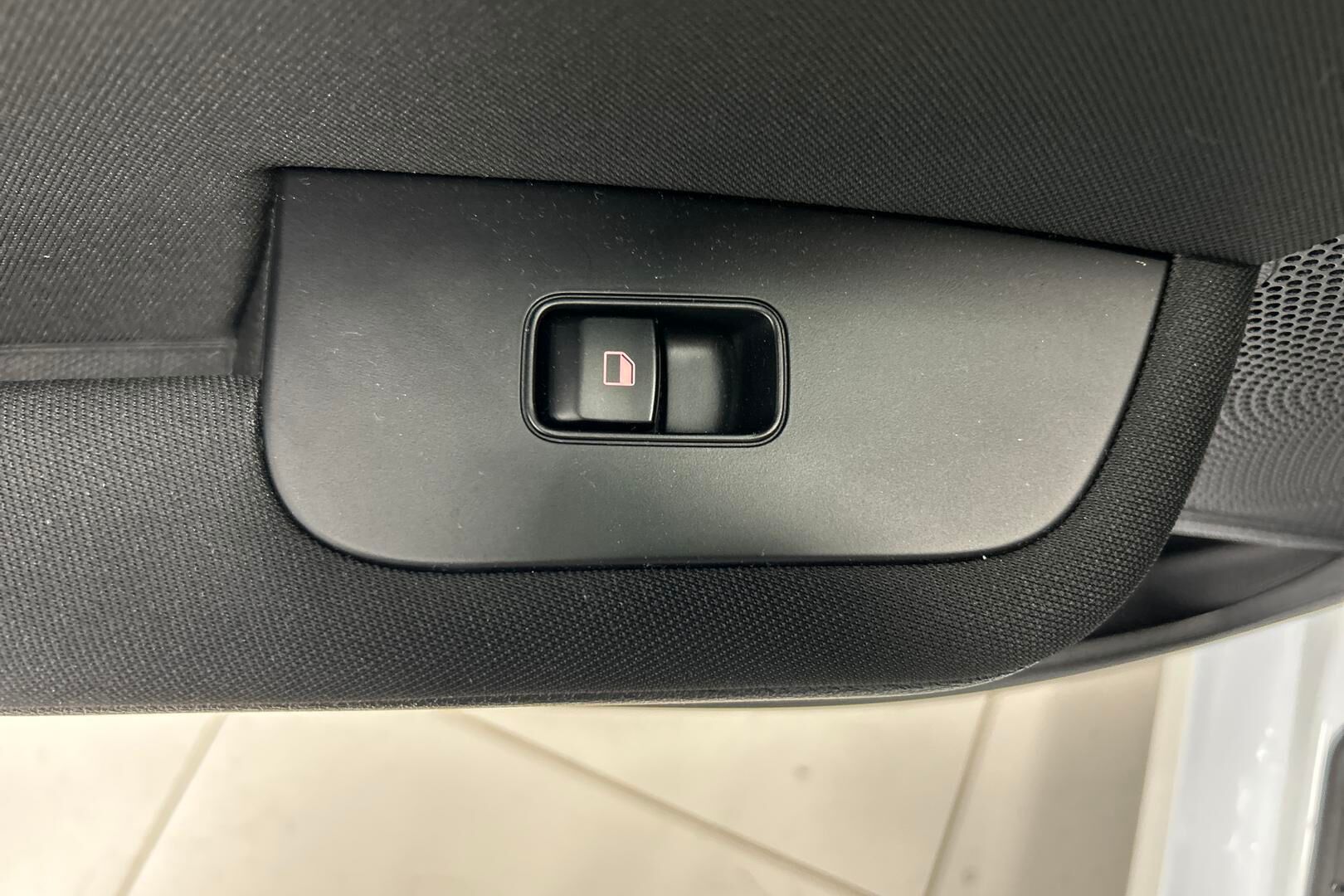 Kia Ceed iso kuva 17