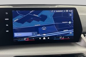 BMW iX2 esikatselu 14