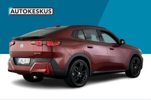 BMW iX2 esikatselu 4