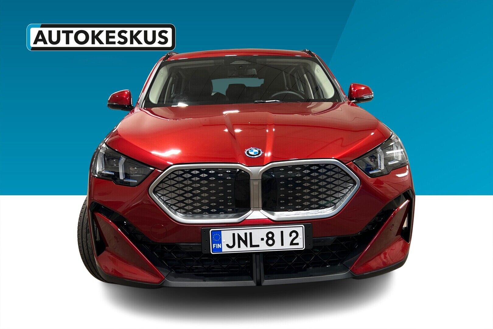 BMW iX2 iso kuva 5