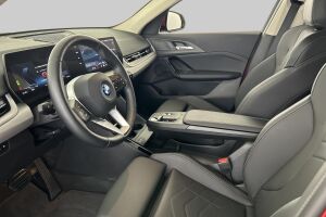 BMW iX2 esikatselu 8