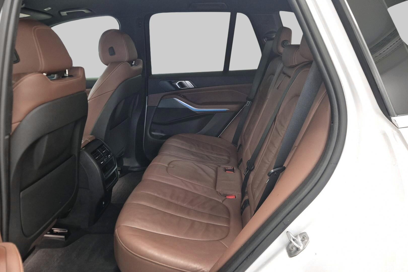 BMW X5 iso kuva 23