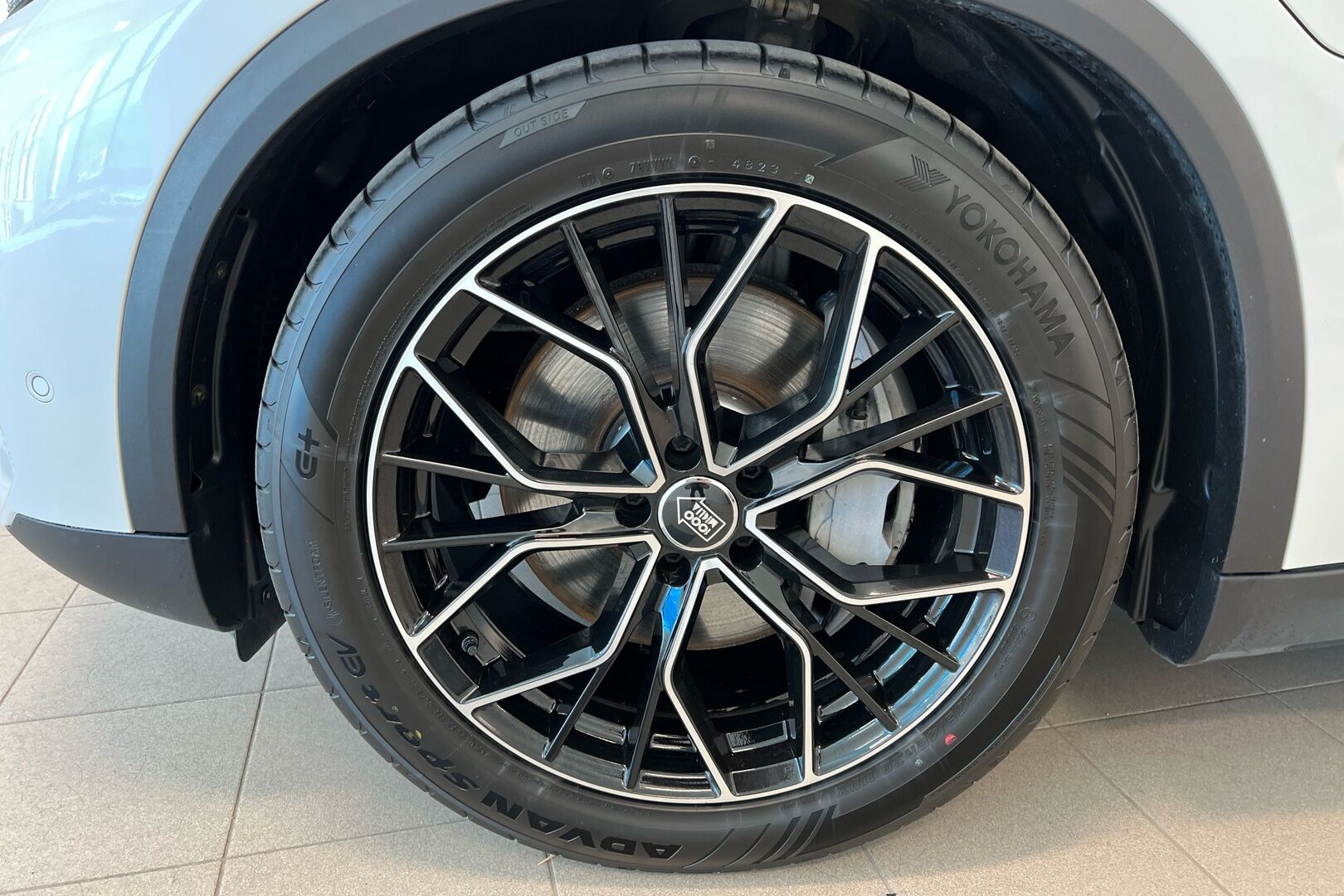 BMW X5 iso kuva 10