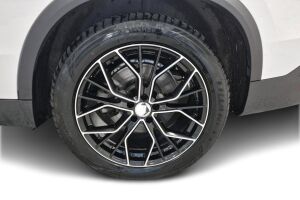 BMW X5 esikatselu 7