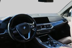 BMW X5 esikatselu 2