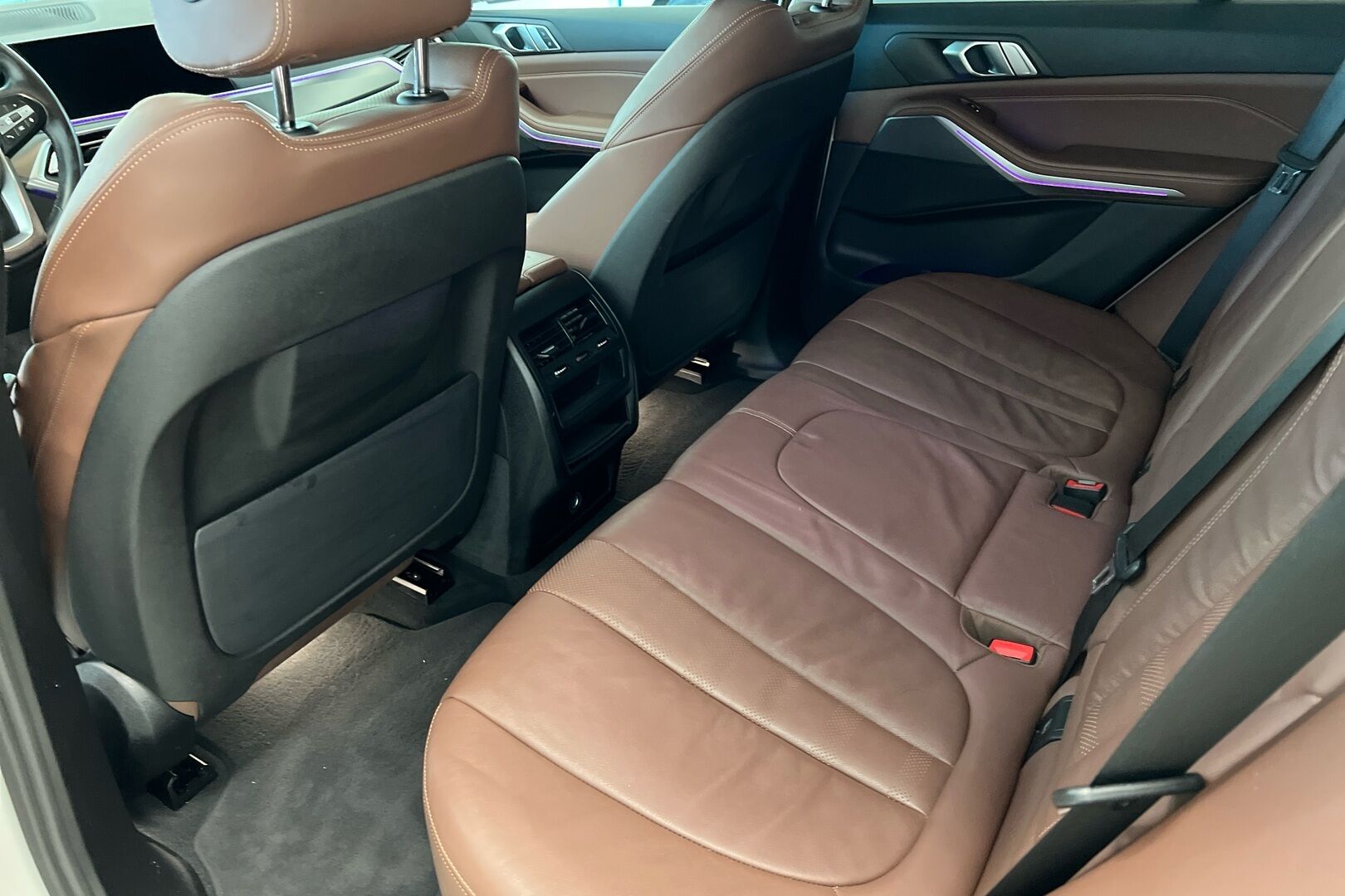 BMW X5 iso kuva 8