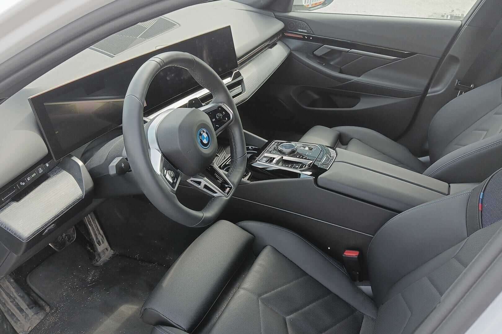 BMW 5-sarja iso kuva 1