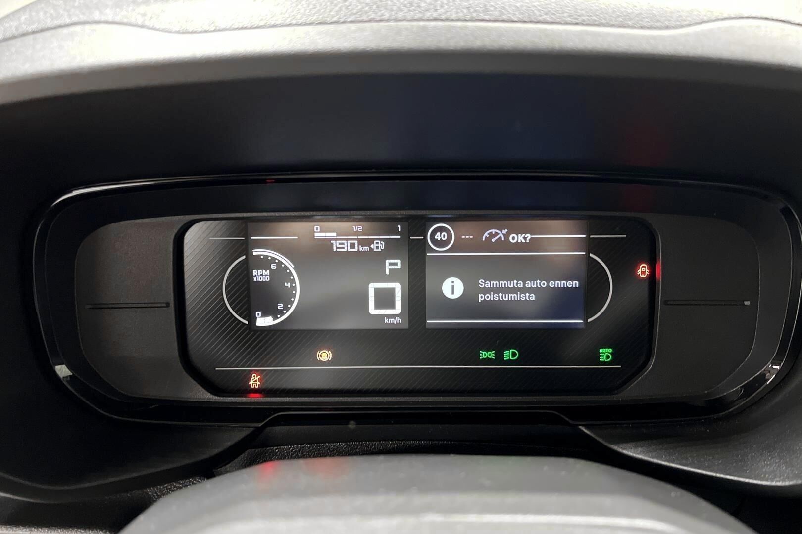 Toyota Proace CITY iso kuva 13