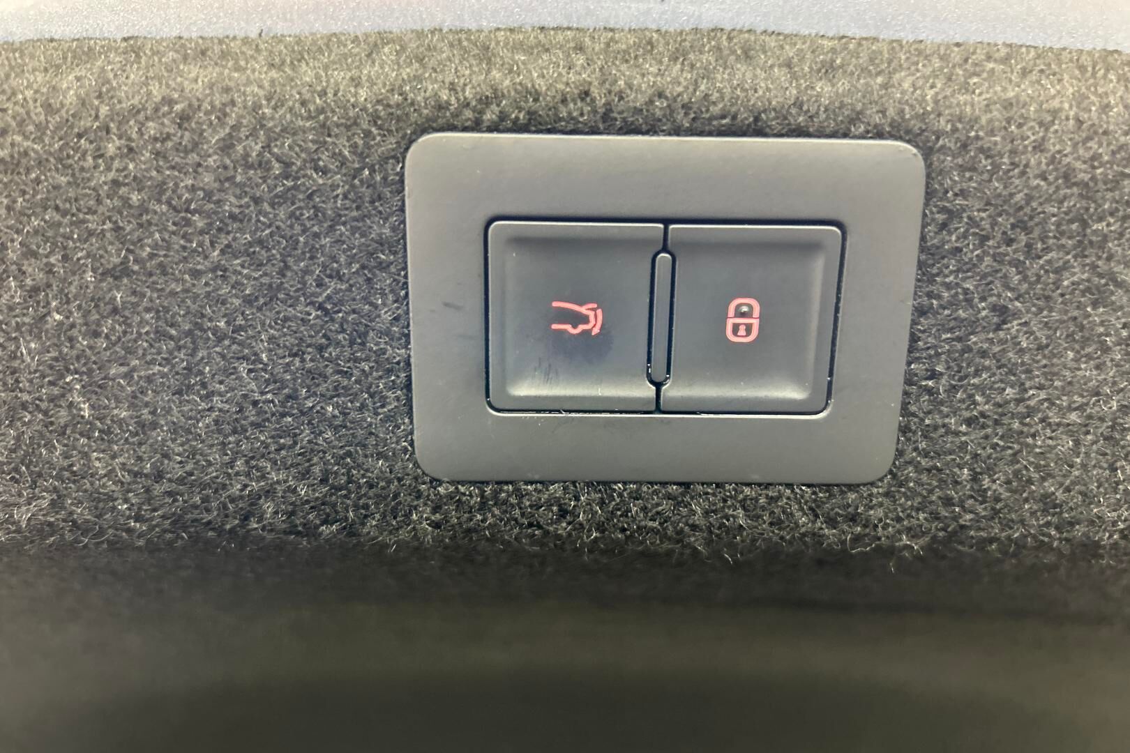 BYD Seal iso kuva 22