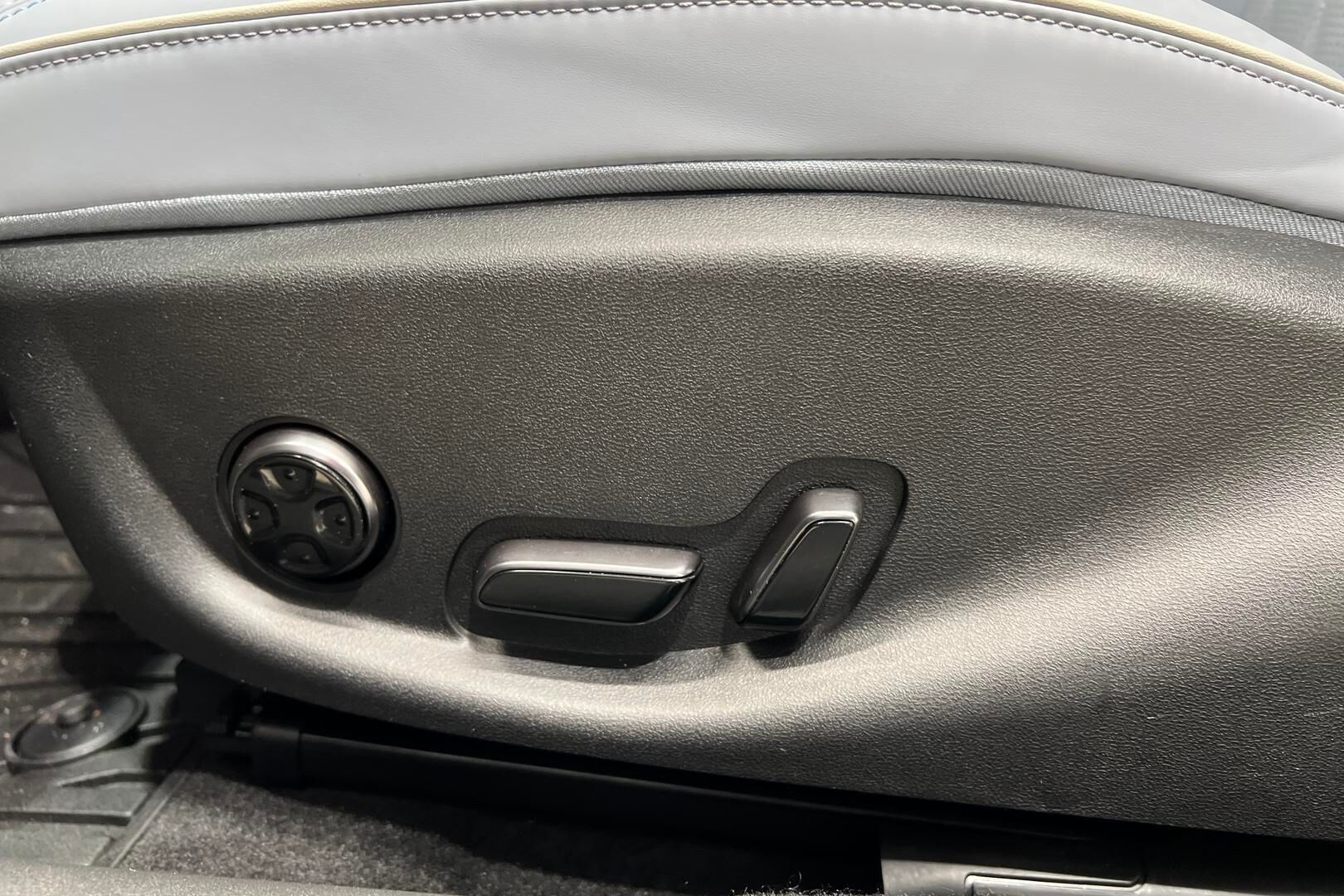 BYD Seal iso kuva 40