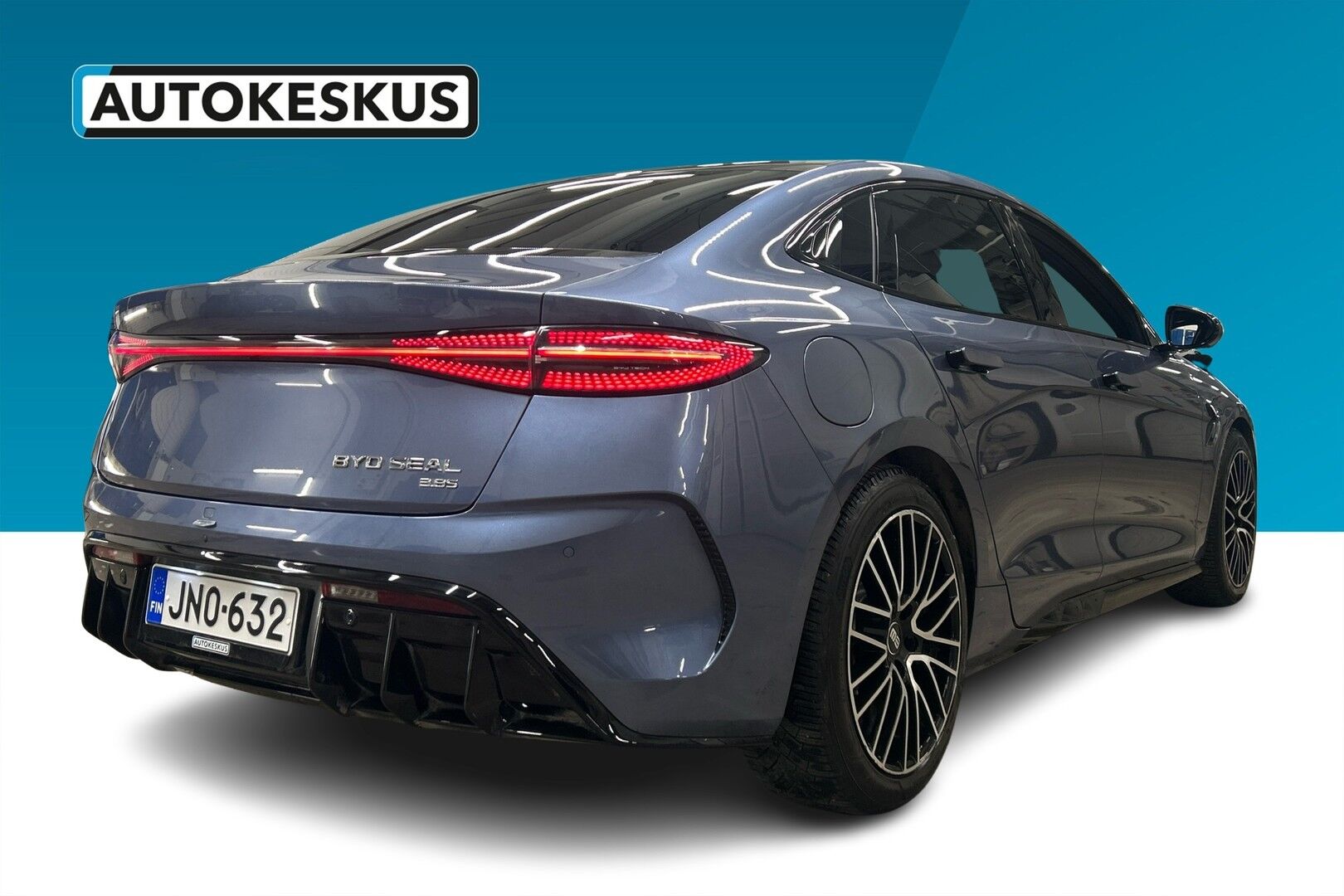 BYD Seal iso kuva 1
