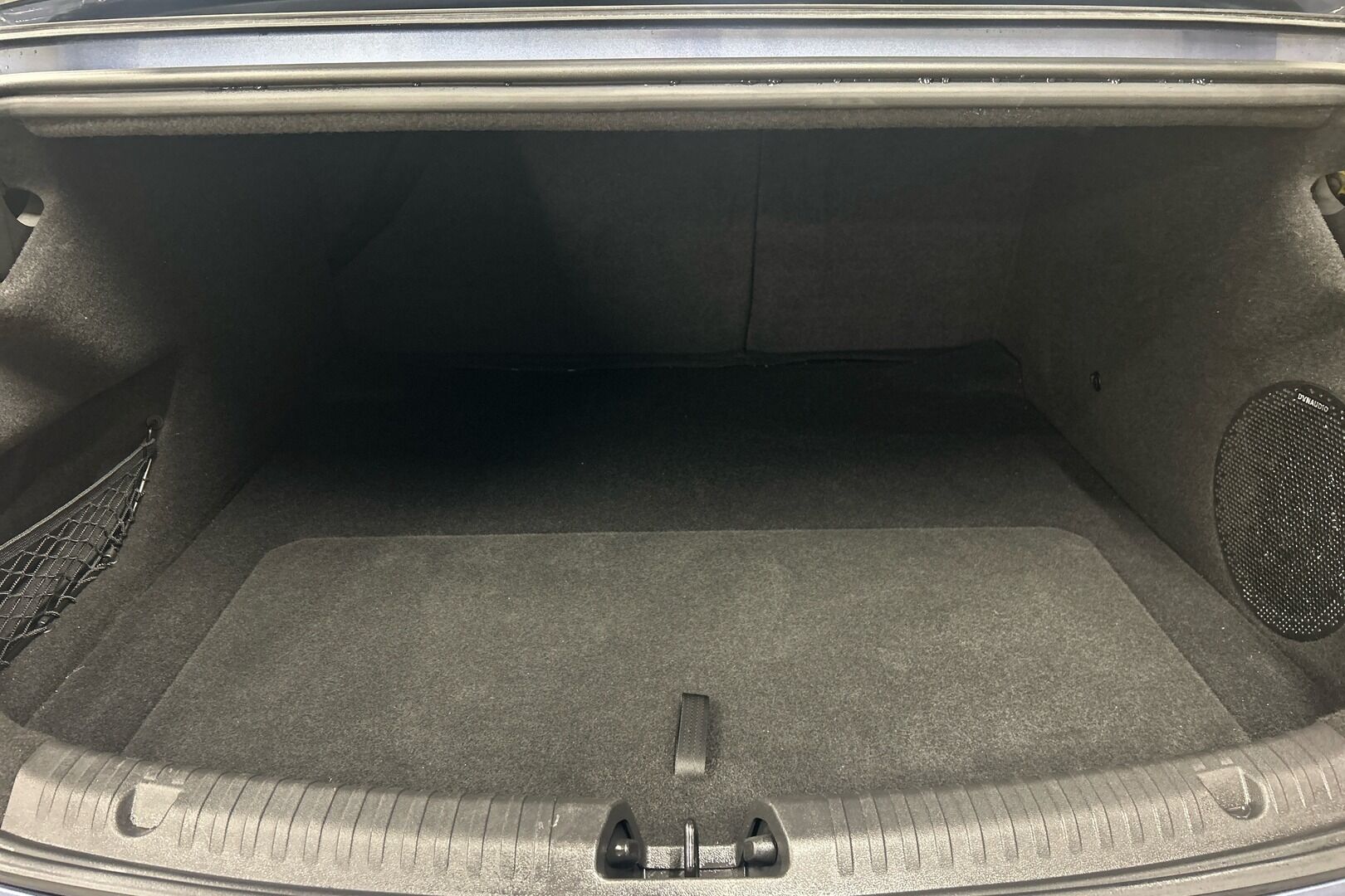 BYD Seal iso kuva 9