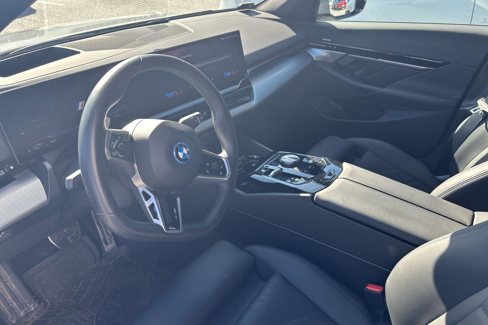 BMW 5-sarja iso kuva 1