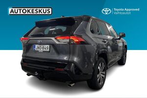 Toyota RAV4 Plug-in esikatselu 11