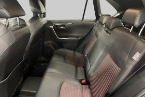 Toyota RAV4 Plug-in esikatselu 4