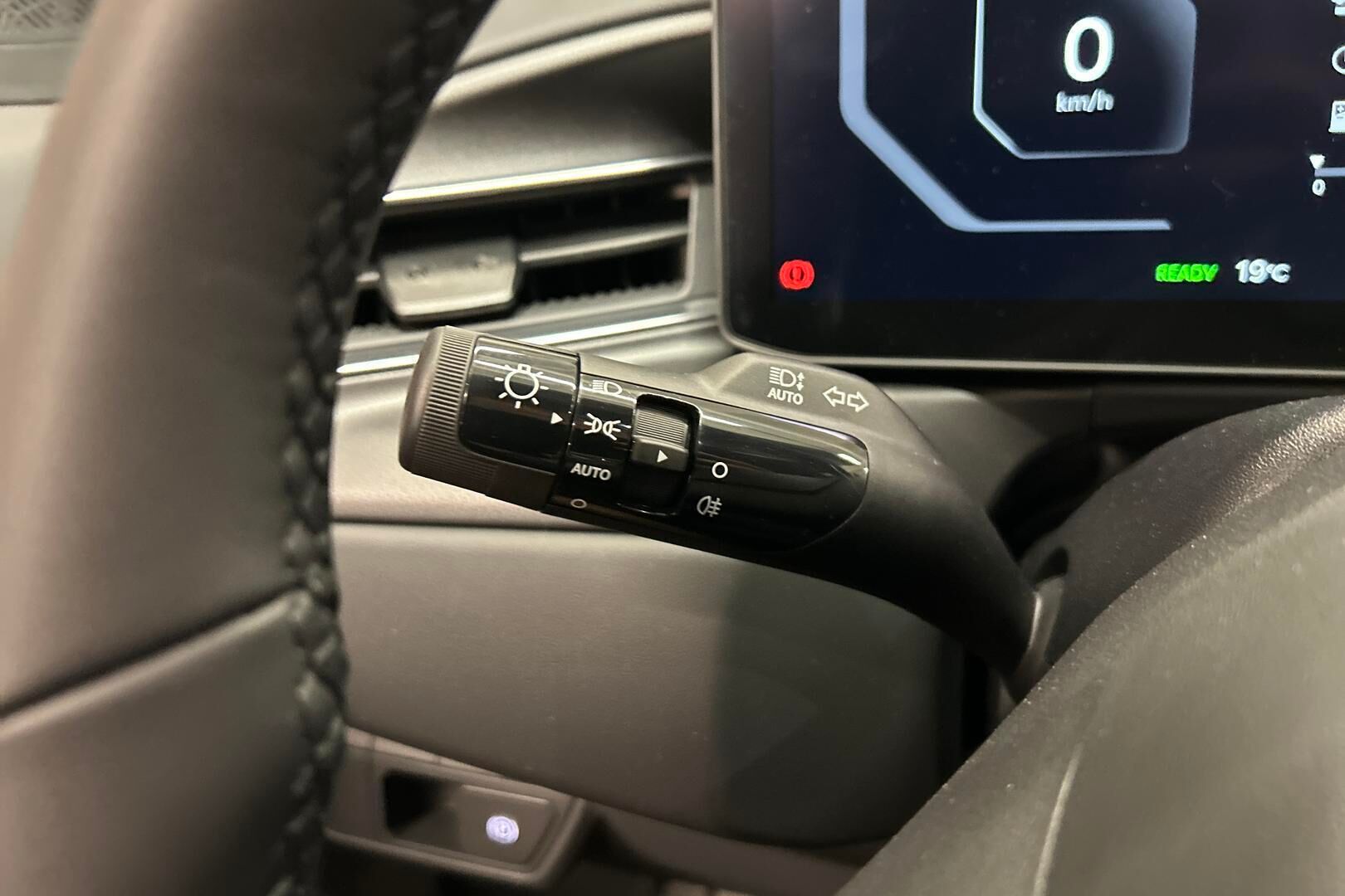 KIA EV9 iso kuva 32
