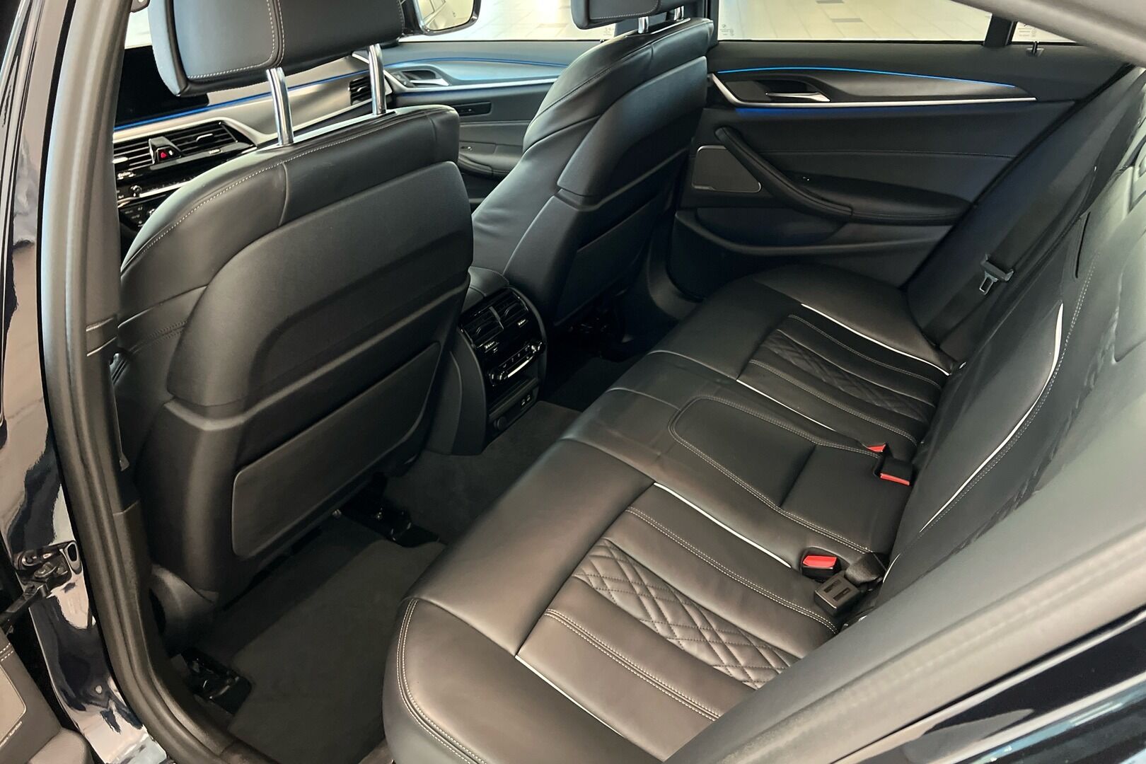 BMW 5-sarja iso kuva 8