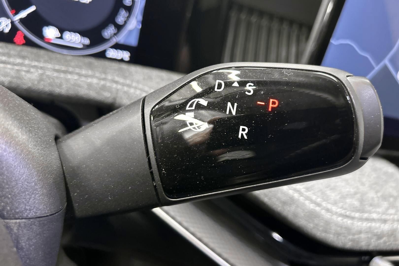 Skoda Superb iso kuva 22