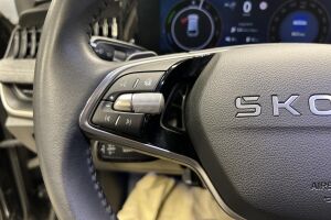 Skoda Superb esikatselu 17
